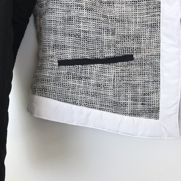 Chicos Black White Trim Tweed Jacket 1 Medium 8 - Picture 3 of 8